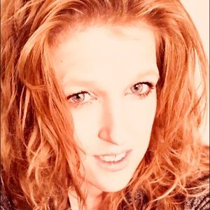 Meet your Posher, Deanna